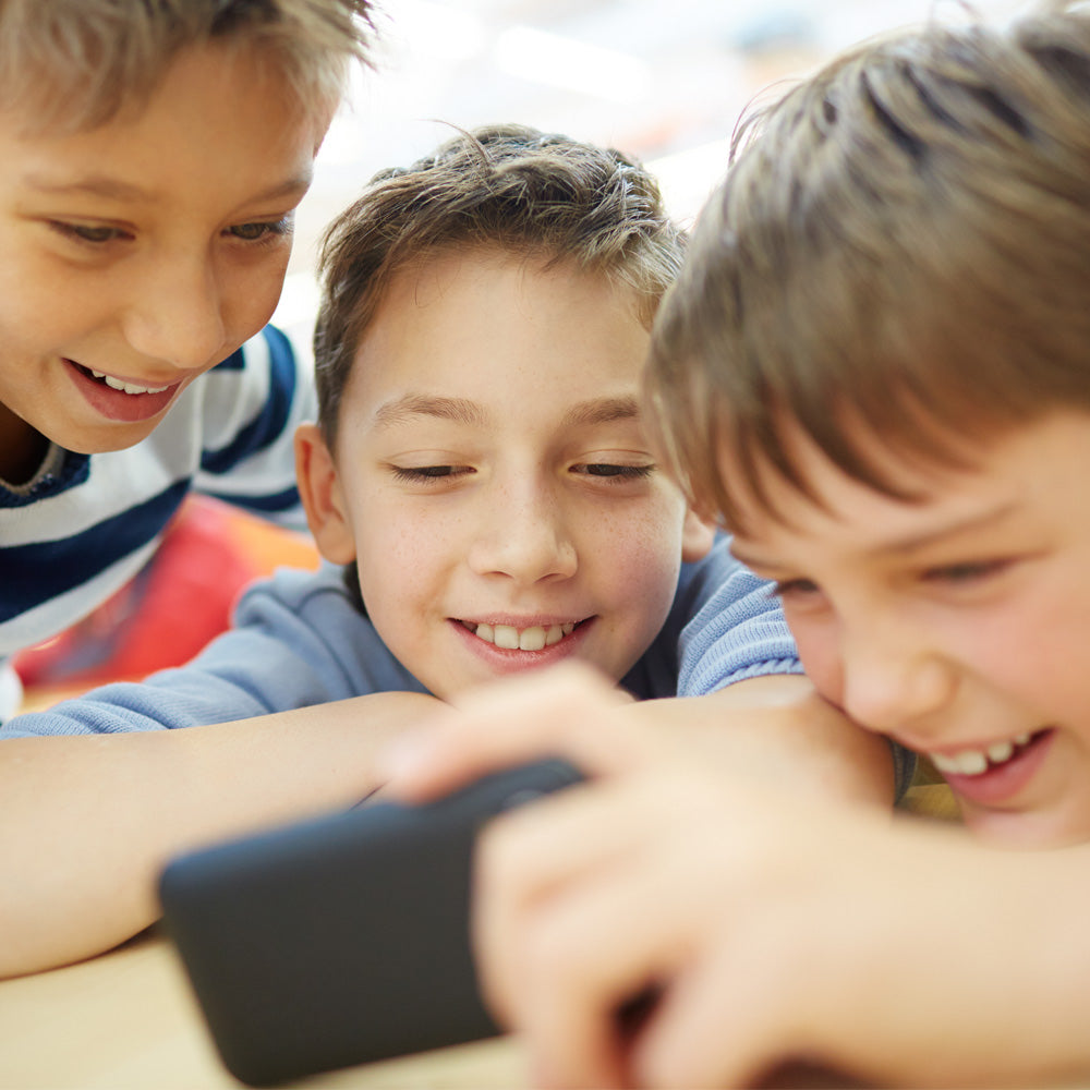 Além das Telas: como disputar a atenção dos alunos com o celular e revolucionar as aulas de educação física